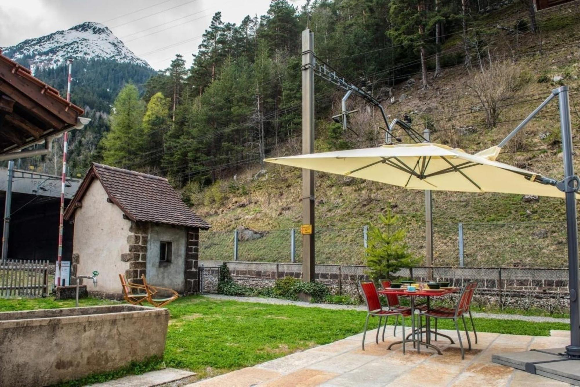 Bahnwaerterhaus Eggwald Villa Wassen Ngoại thất bức ảnh